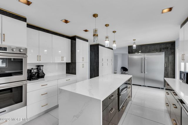 24 Valley Forge Road, Eatontown, NJ 07724