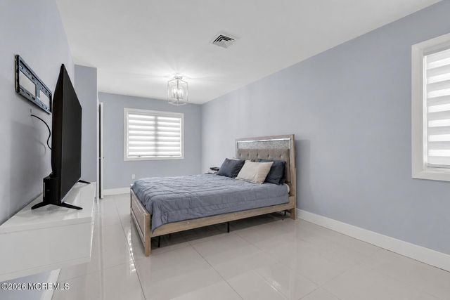 24 Valley Forge Road, Eatontown, NJ 07724