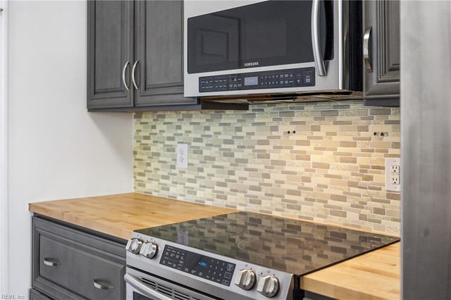 706 River Rock Way Ste 110, Newport News, VA 23608