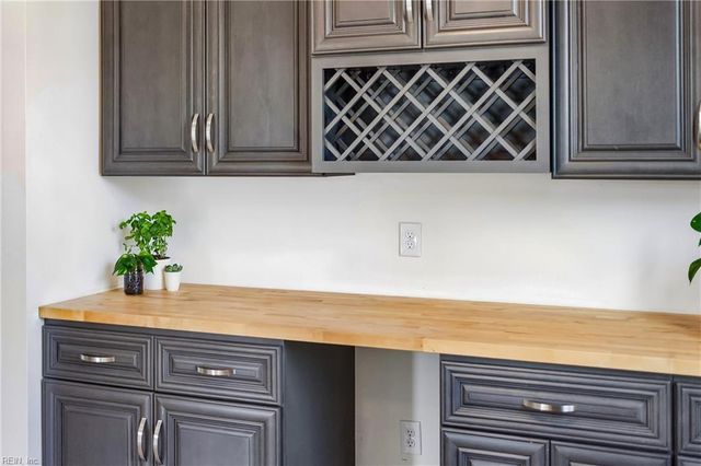 706 River Rock Way Ste 110, Newport News, VA 23608