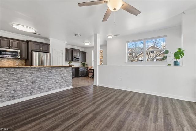 706 River Rock Way Ste 110, Newport News, VA 23608