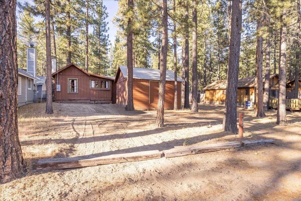 Image 1 of property listing at 520 W Aeroplane Boulevard, Big Bear, CA 92314