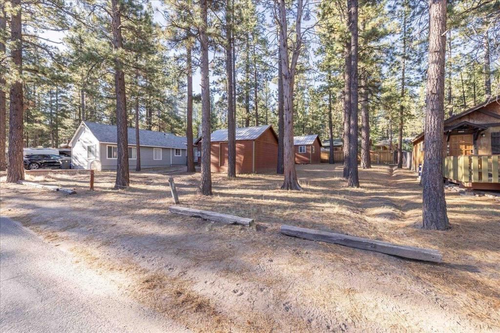 Image 4 of property listing at 520 W Aeroplane Boulevard, Big Bear, CA 92314