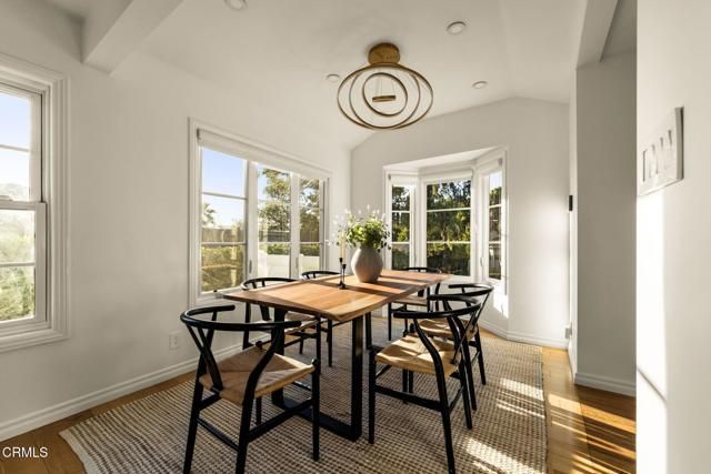 5132 Crown Avenue, La Canada Flintridge, CA 91011