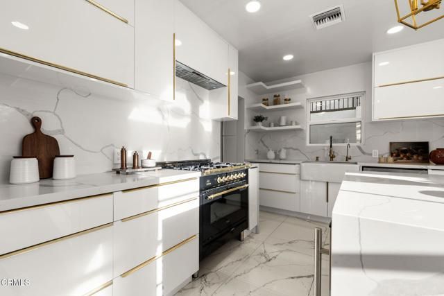 5132 Crown Avenue, La Canada Flintridge, CA 91011