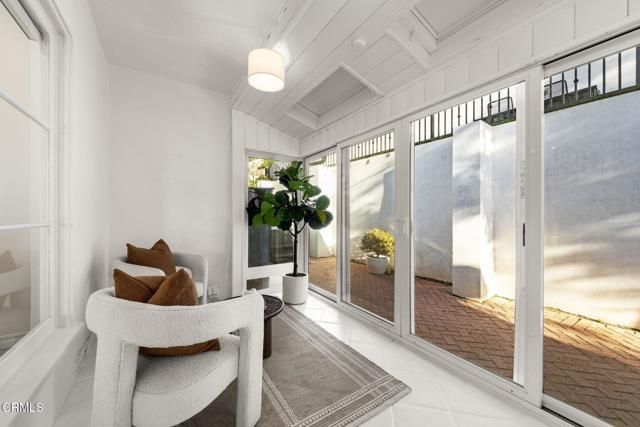 5132 Crown Avenue, La Canada Flintridge, CA 91011