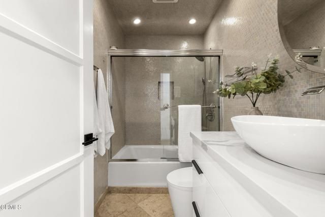 5132 Crown Avenue, La Canada Flintridge, CA 91011