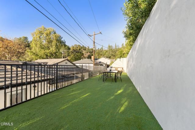 5132 Crown Avenue, La Canada Flintridge, CA 91011