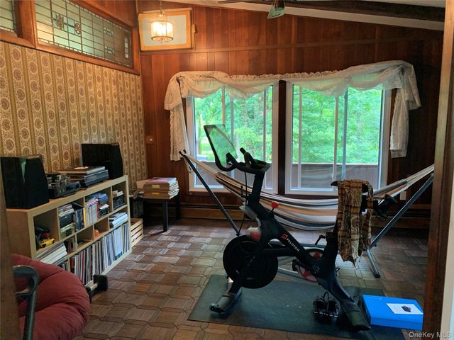 58 Ireland Drive, Poughkeepsie, NY 12603