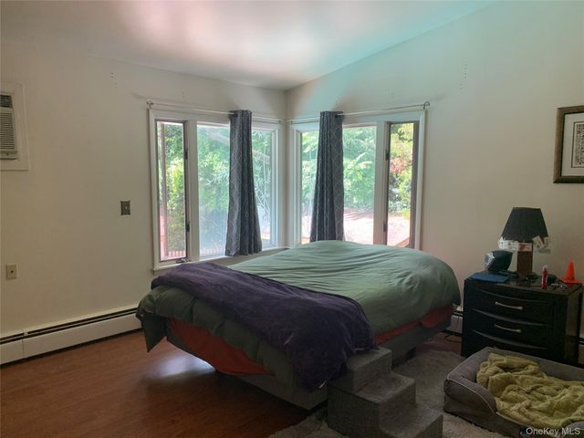 58 Ireland Drive, Poughkeepsie, NY 12603