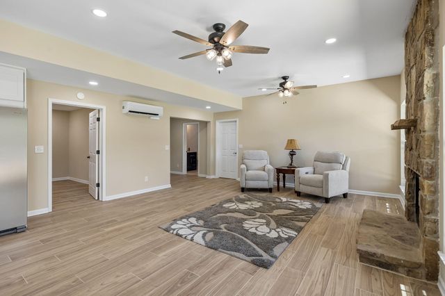257 Mcarthur Lane, Birchwood, TN 37308