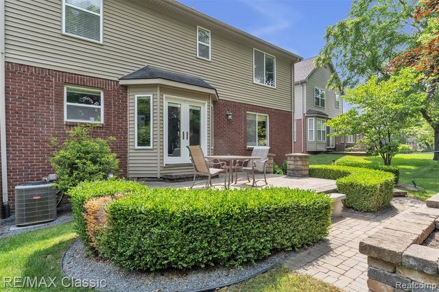 50306 Cressnut Court, Northville, MI 48168