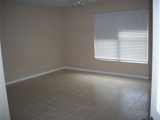 1862 SW Grant Avenue, Port St. Lucie, FL 34953