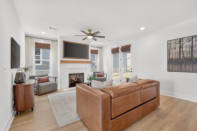 448 Doversley Ct, Hendersonville, TN 37075