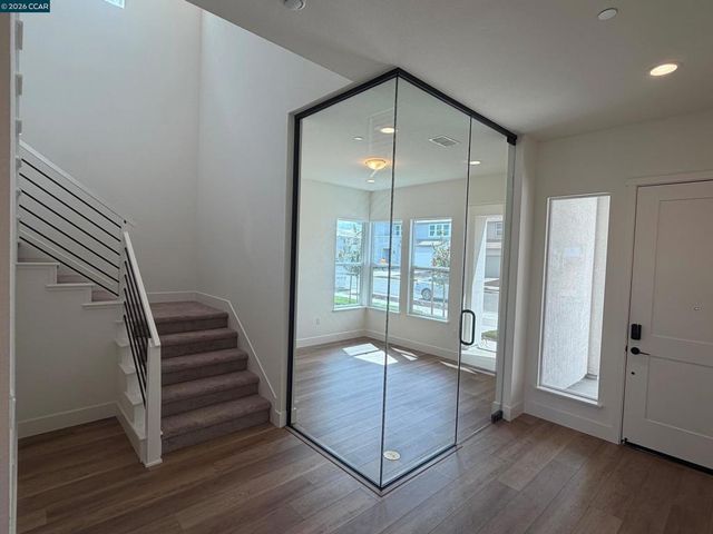 16165 Cartman Ct, Lathrop, CA 95330