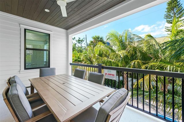 211 GRANT DRIVE, Sarasota, FL 34236