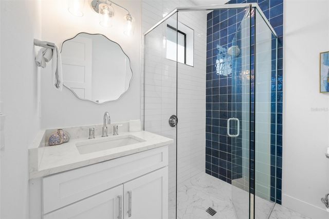 211 GRANT DRIVE, Sarasota, FL 34236