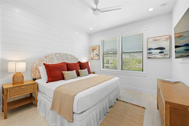 211 GRANT DRIVE, Sarasota, FL 34236