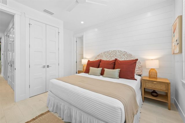 211 GRANT DRIVE, Sarasota, FL 34236