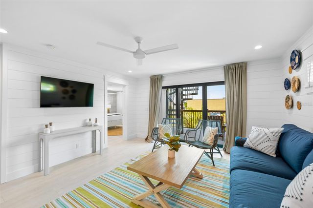 211 GRANT DRIVE, Sarasota, FL 34236