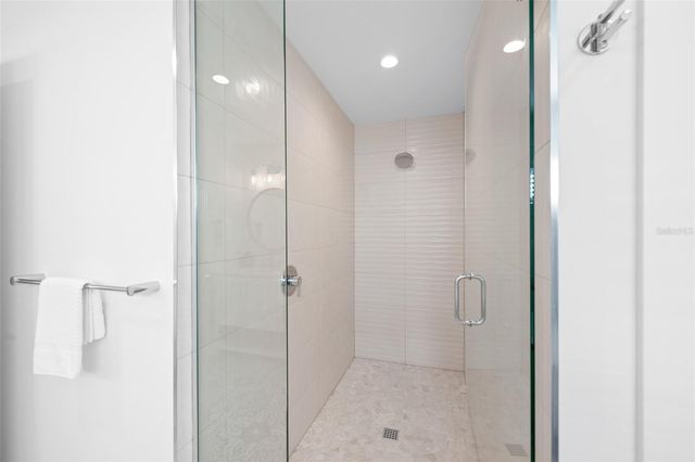 211 GRANT DRIVE, Sarasota, FL 34236