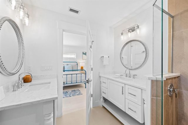 211 GRANT DRIVE, Sarasota, FL 34236