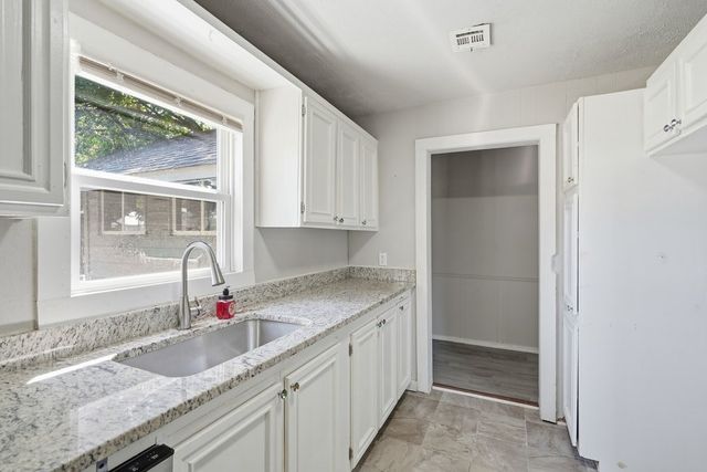 202 W Ada Street, Sperry, OK 74073