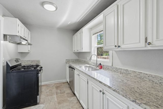 202 W Ada Street, Sperry, OK 74073