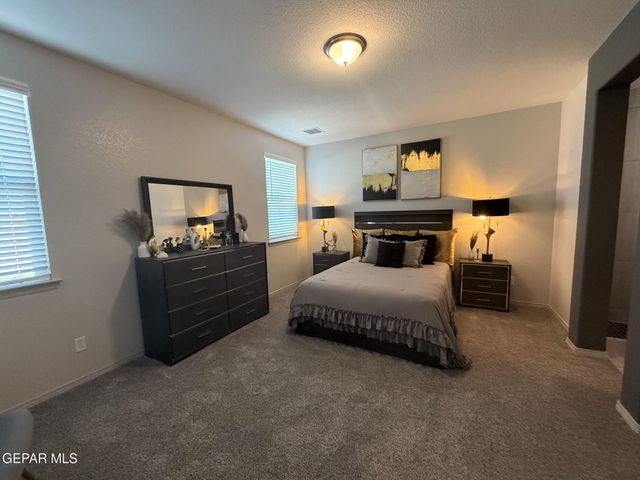 5933 Emmitt Smith Street, El Paso, TX 79924