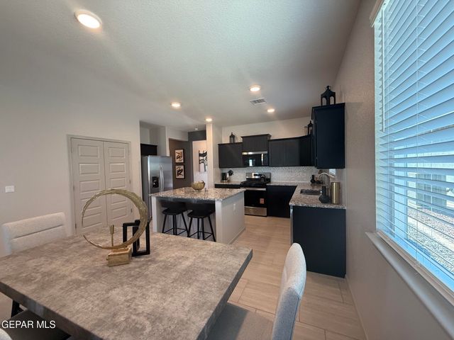 5933 Emmitt Smith Street, El Paso, TX 79924