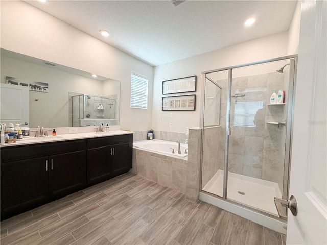 8950 FALLEN OAK DRIVE, Davenport, FL 33896