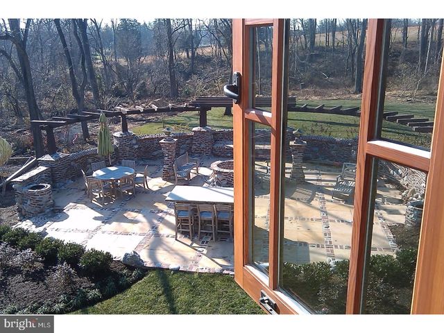 6279 PIDCOCK CREEK RD, New Hope, PA 18938