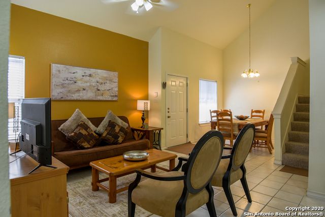 161 Chapel Hill Cir Unit 161, San Antonio, TX 78249