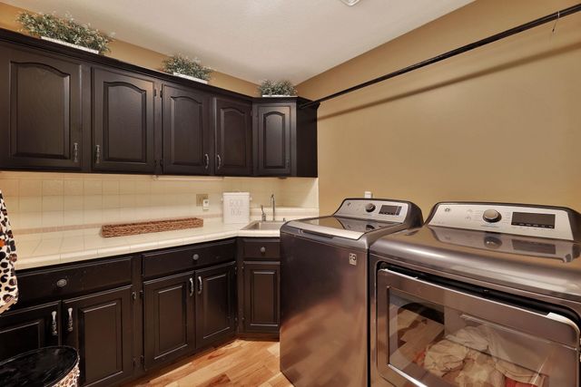 11385 SW 50th St, Towanda, KS 67144