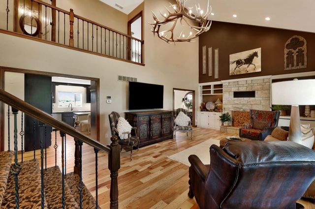 11385 SW 50th St, Towanda, KS 67144