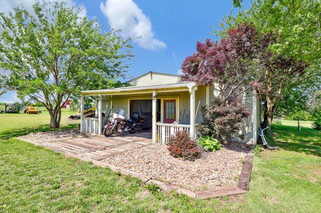 11385 SW 50th St, Towanda, KS 67144