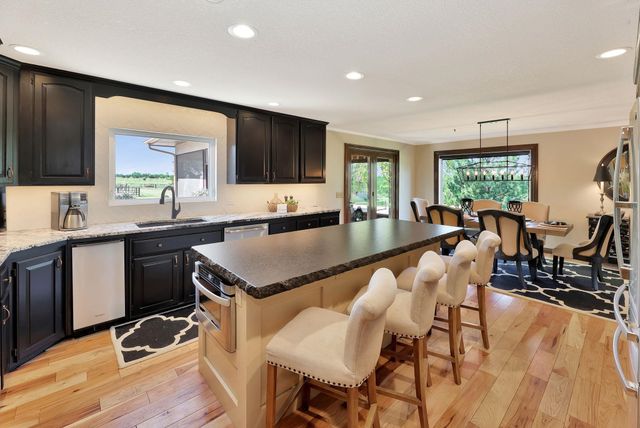 11385 SW 50th St, Towanda, KS 67144