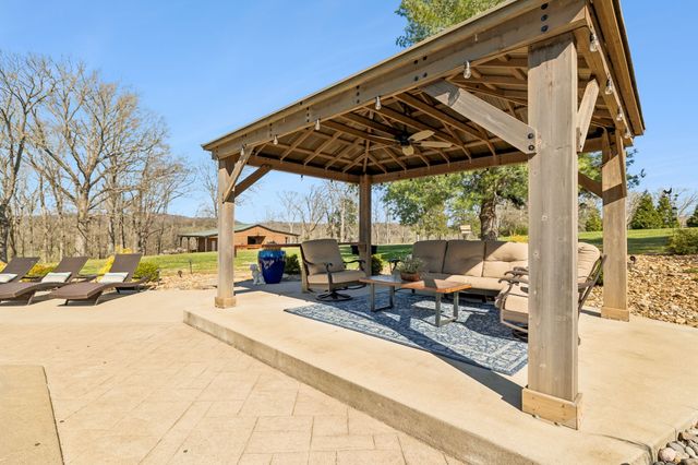 750 Upper Station Camp Crk Rd, Gallatin, TN 37066