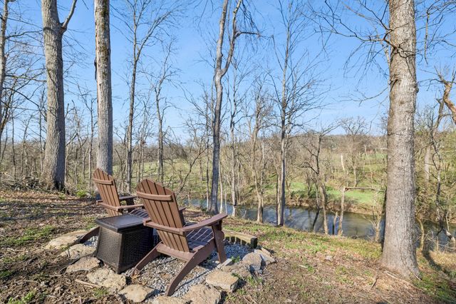 750 Upper Station Camp Crk Rd, Gallatin, TN 37066