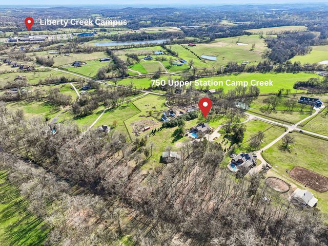 750 Upper Station Camp Crk Rd, Gallatin, TN 37066