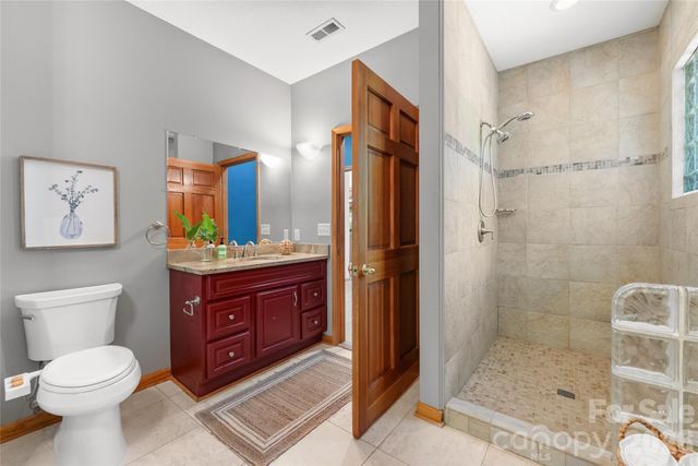 350 Winding Ridge Road, Black Mountain, NC 28711