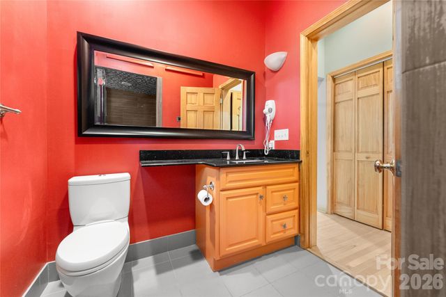 350 Winding Ridge Road, Black Mountain, NC 28711