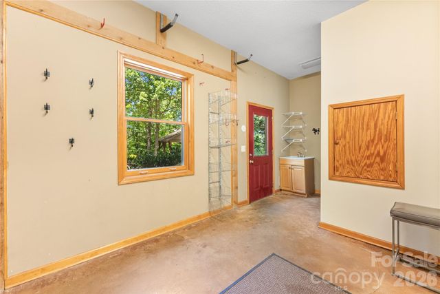 350 Winding Ridge Road, Black Mountain, NC 28711