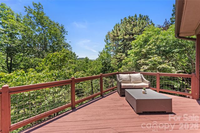 350 Winding Ridge Road, Black Mountain, NC 28711