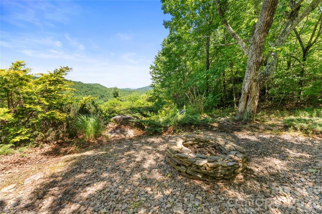 350 Winding Ridge Road, Black Mountain, NC 28711