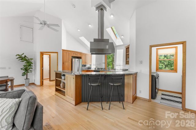 350 Winding Ridge Road, Black Mountain, NC 28711