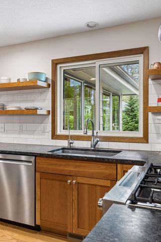 7865 Somerset Court, Woodbury, MN 55125