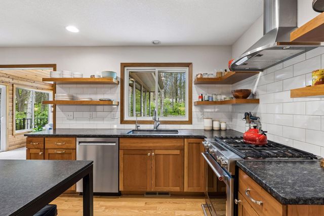 7865 Somerset Court, Woodbury, MN 55125