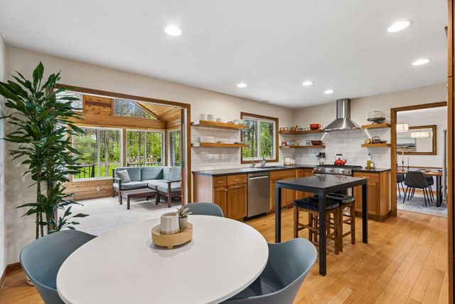 7865 Somerset Court, Woodbury, MN 55125