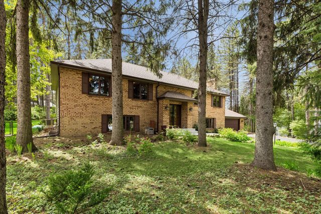 7865 Somerset Court, Woodbury, MN 55125